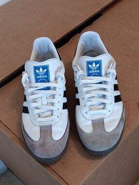 adidas gazelle silver green womens Adidas Taekwondo By CH x EDC (OWHITE/SILVMT/BROWN) – CNCPTS main image 1
